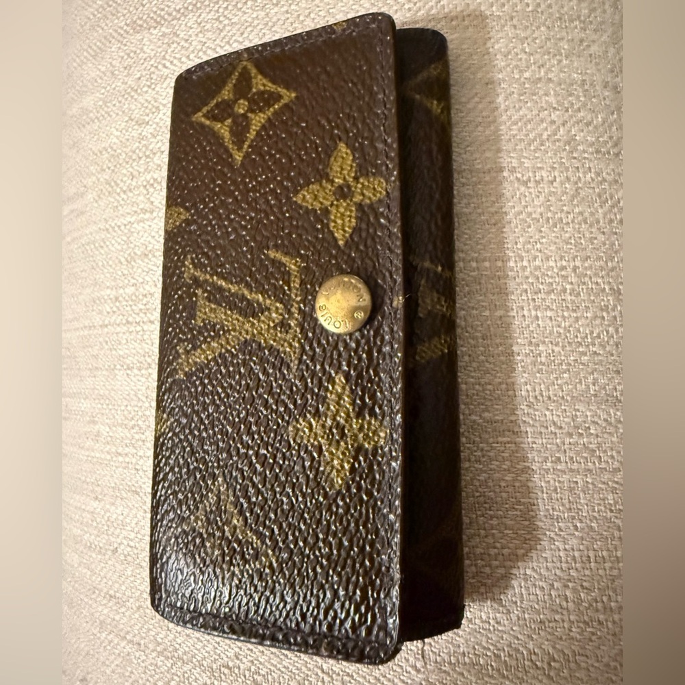 Louis Vuitton Tan Key Holder with Gold Accents